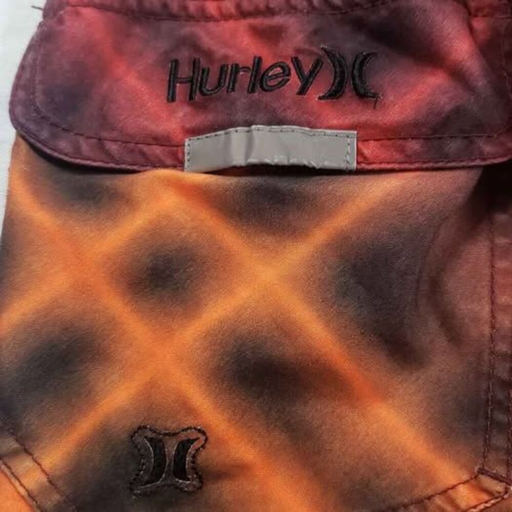 Hurley Red Orange Plaid Board Shorts 32 waist - Picture 4 of 5